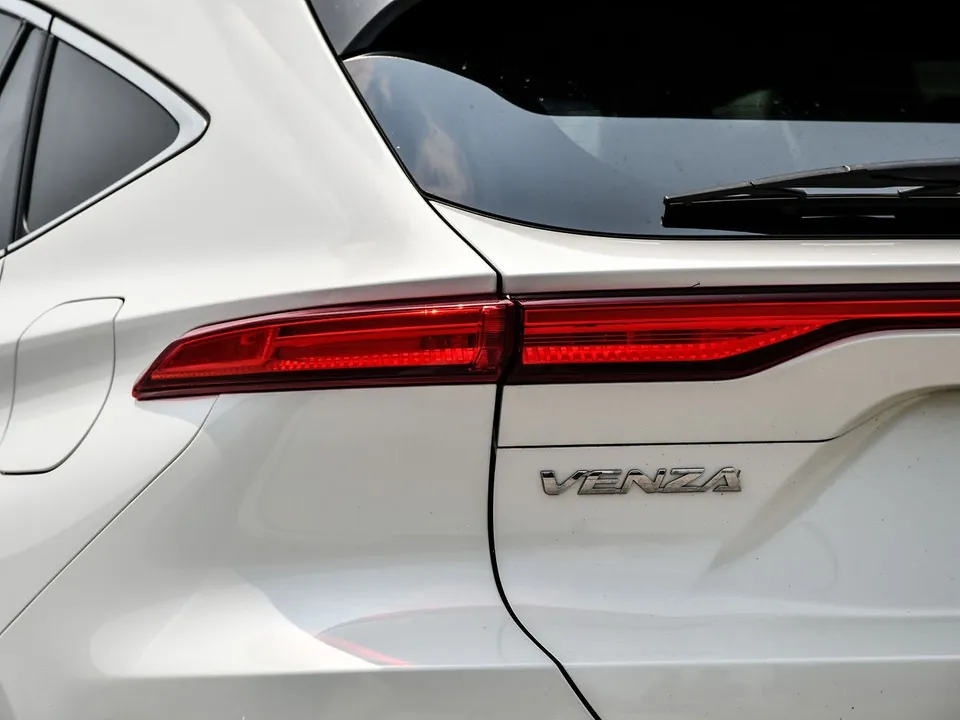 Toyota Venza 2021 photo 5
