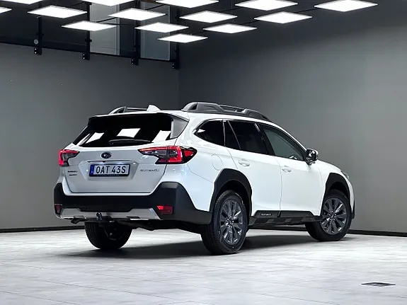 Subaru Outback 2025 photo 2