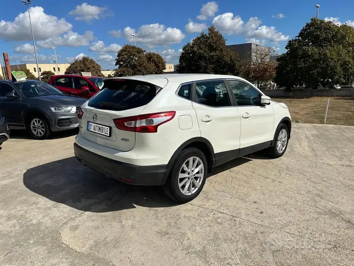 Nissan Qashqai 2014 photo 4