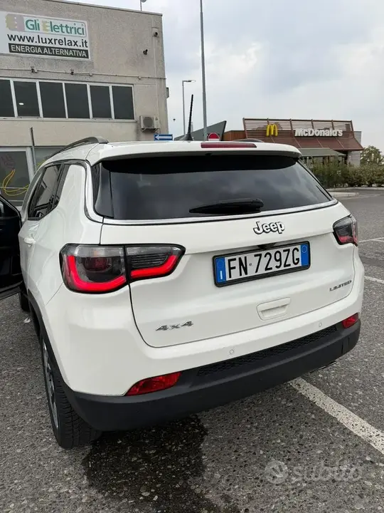 Jeep Compass 2018 photo 2