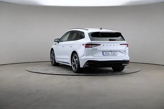 Skoda Enyaq 2023 photo 2