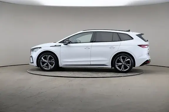 Skoda Enyaq 2023 photo 4