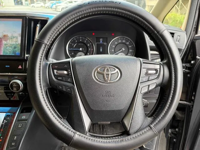 Toyota Alphard 2015 photo 3