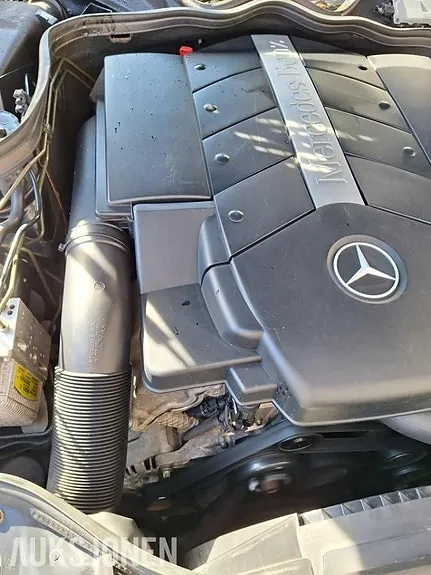 Mercedes-Benz E-Class 2003 photo 2