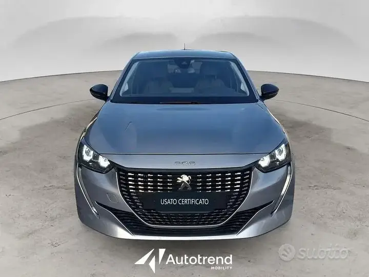 Peugeot 208 2022 photo 3