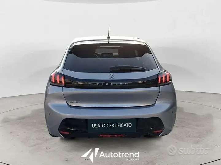 Peugeot 208 2022 photo 4
