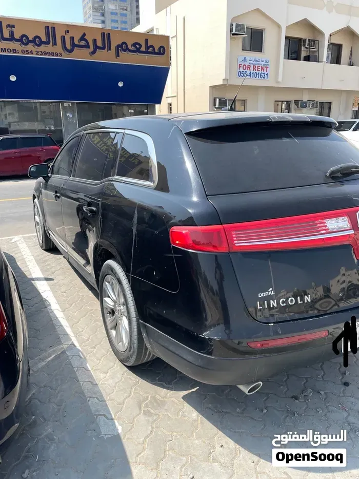 Lincoln Mkt 2018 photo 4