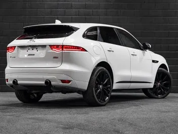 Jaguar F-Pace 2017 photo 4