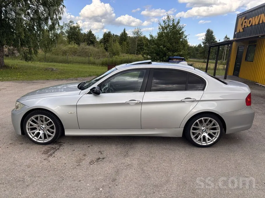BMW 325D 2008 photo 2