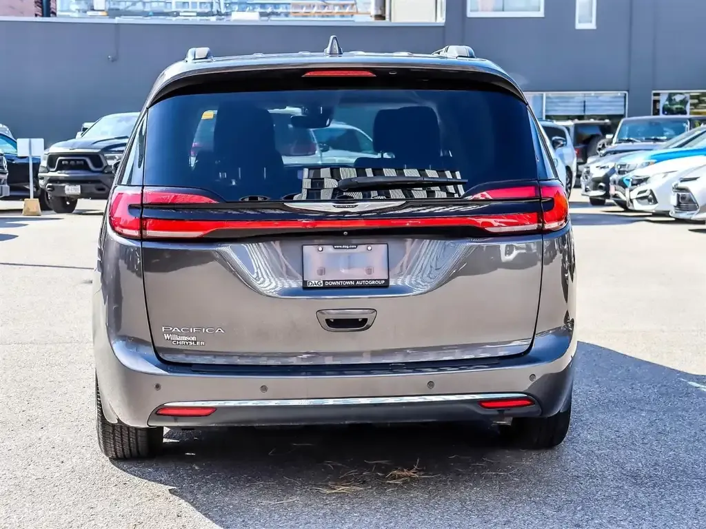 Chrysler Pacifica 2022 photo 4