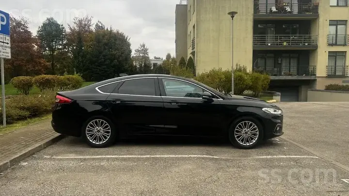 Ford Mondeo 2021 photo 3