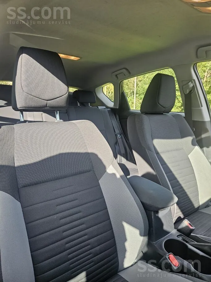 Toyota Auris 2017 photo 4