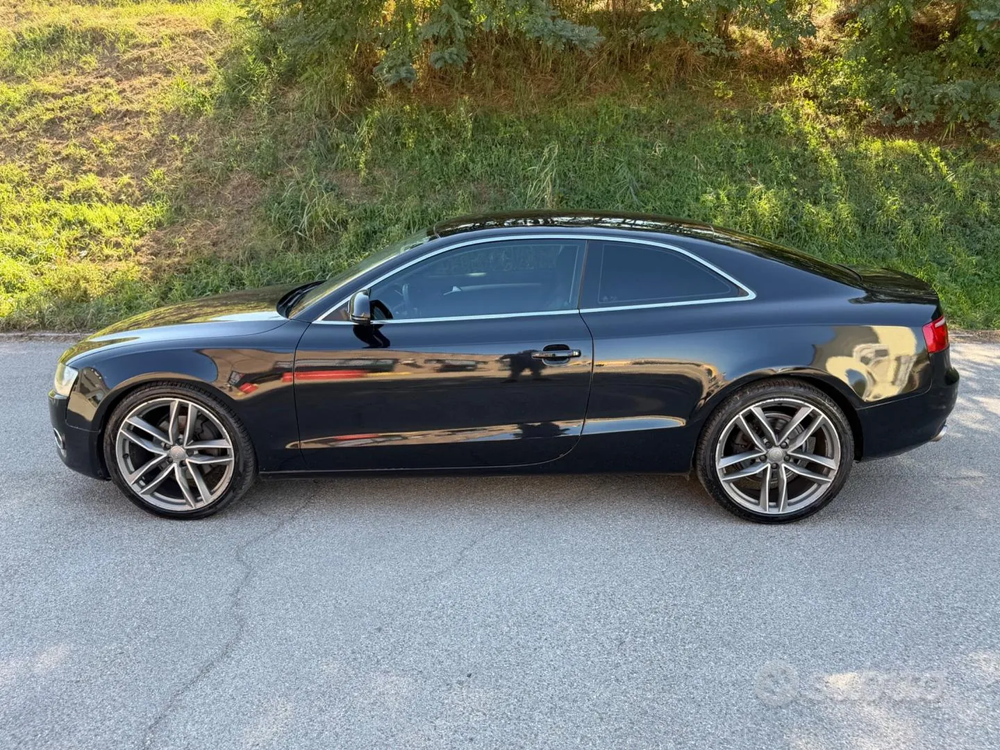Audi A5 2010 photo 2