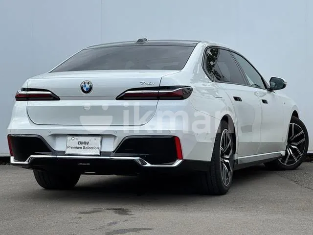BMW 7 Series 2025 photo 3