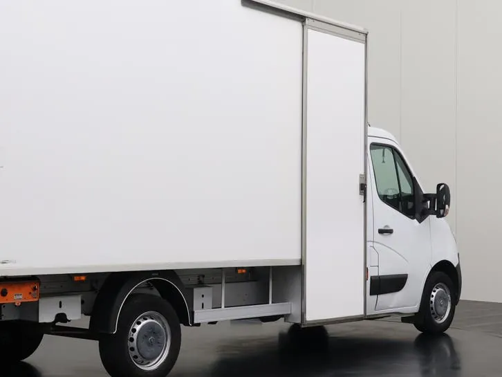 Opel Movano 2019 photo 2