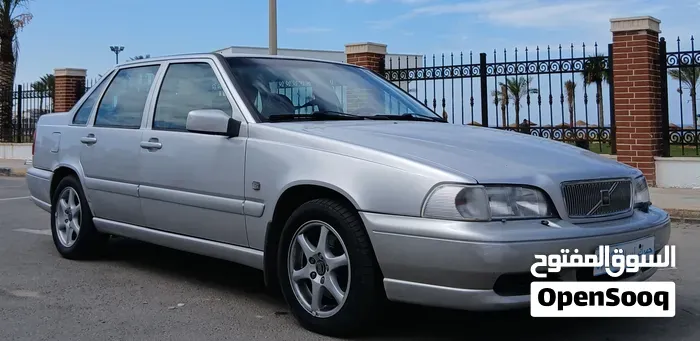 Volvo S 80