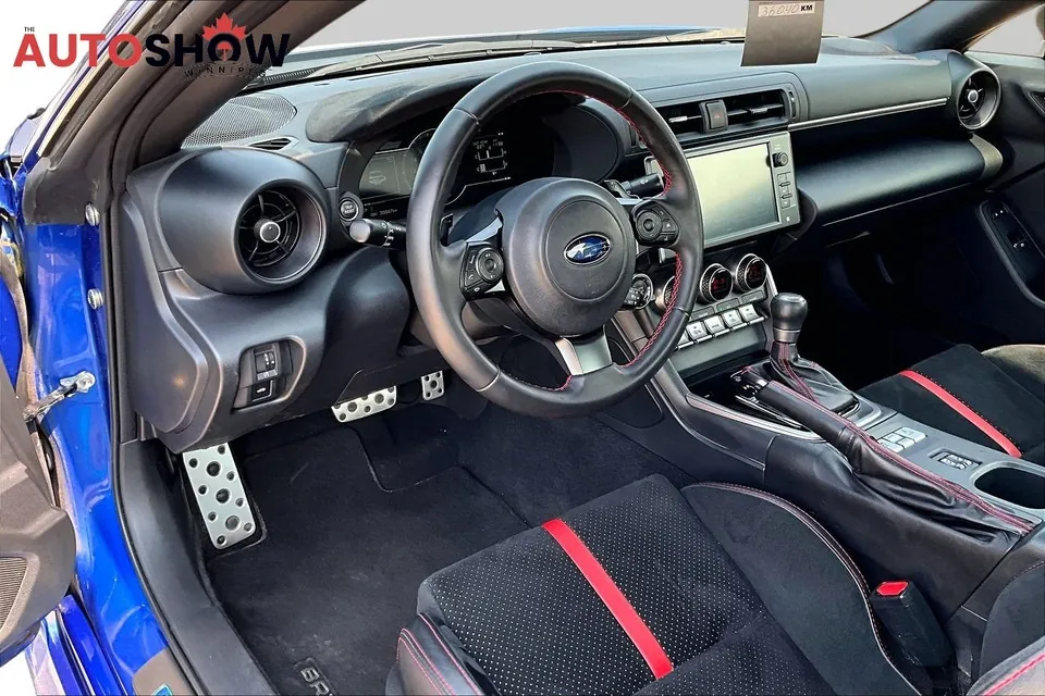 Subaru Brz 2023 photo 2