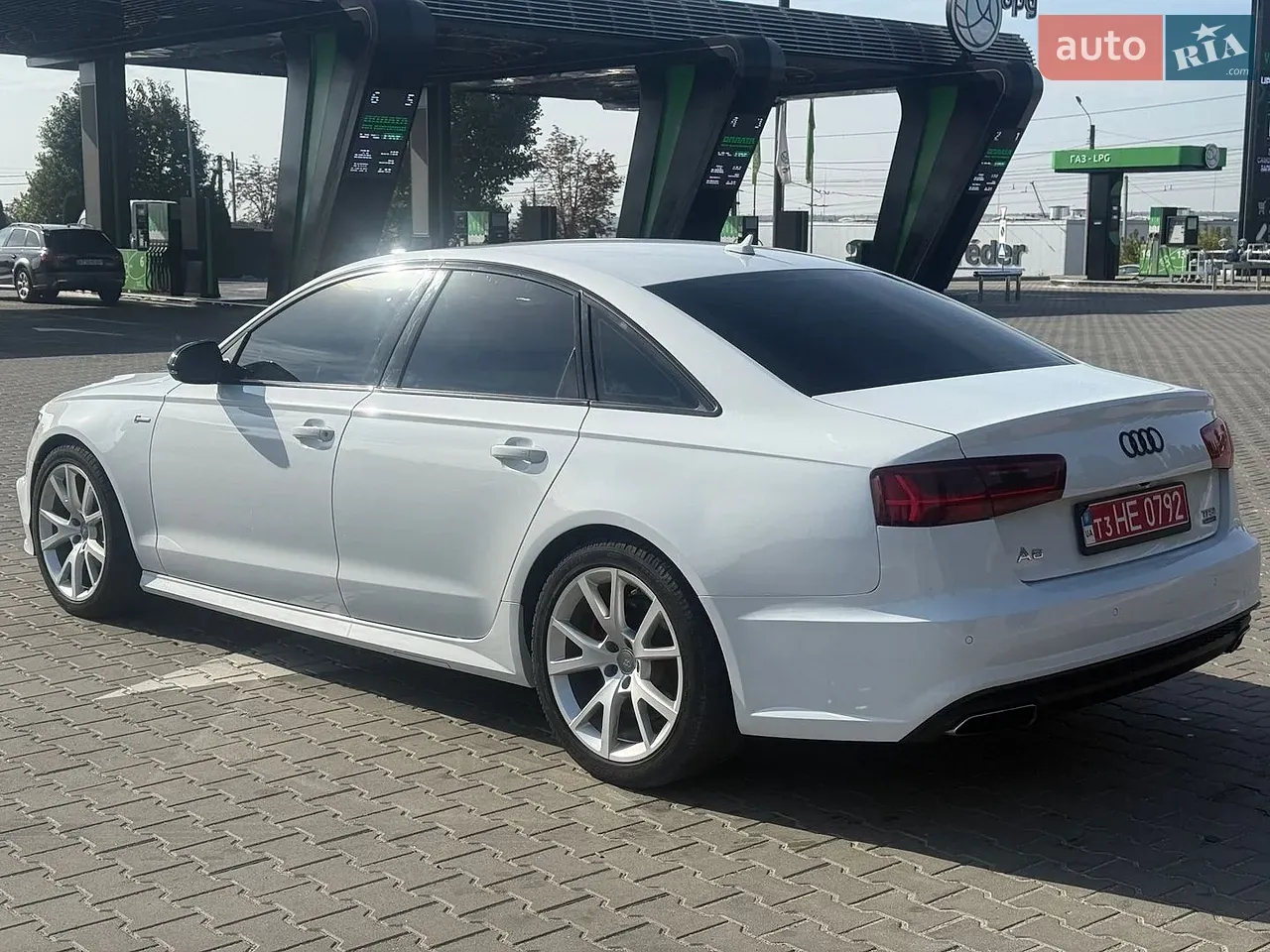Audi A6 2017 photo 4