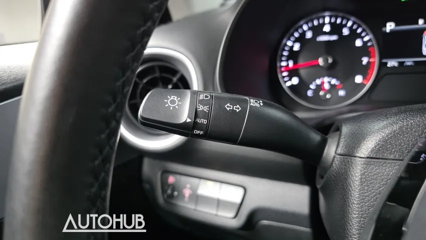 Kia K3 photo 5