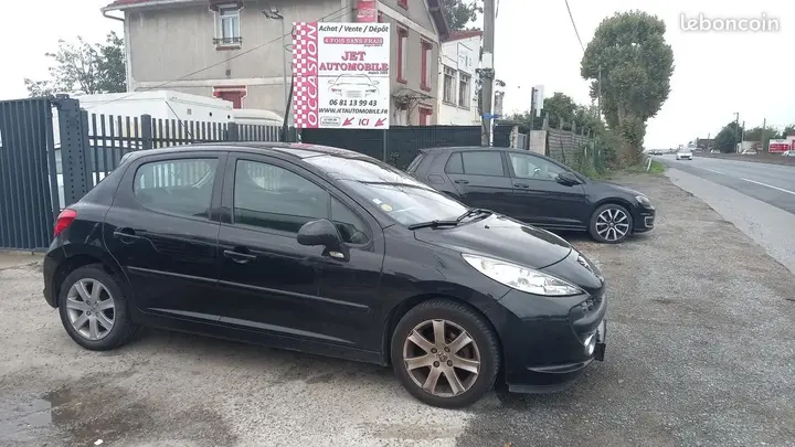 Peugeot 207 2009 photo 5