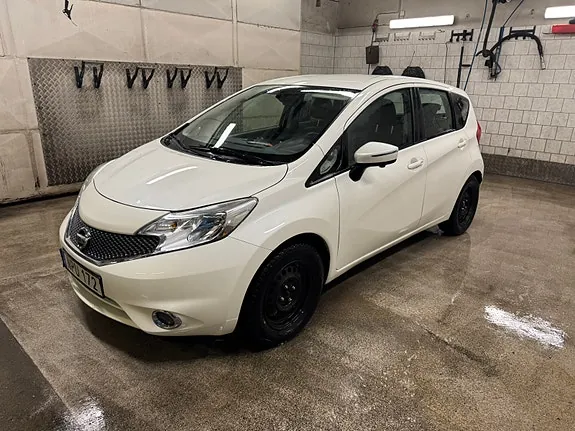 Nissan Note 2015 photo 2