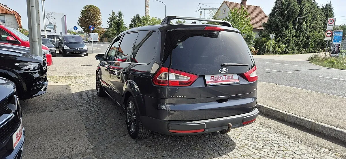 Ford Galaxy 2009 photo 2