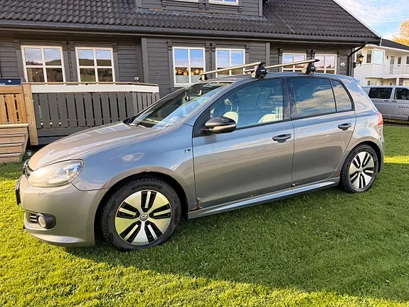 Volkswagen Golf Vi 2012 photo 3