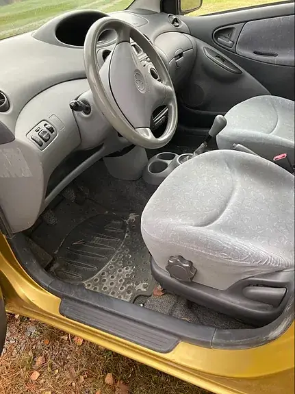 Toyota Yaris 2000 photo 5