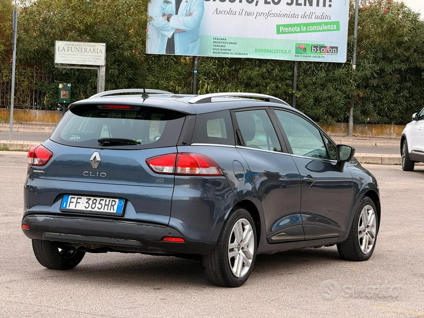 Renault Clio 2016 photo 2