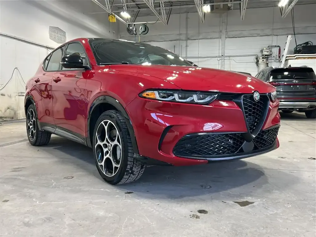 Alfa Romeo Tonale 2025 photo 4