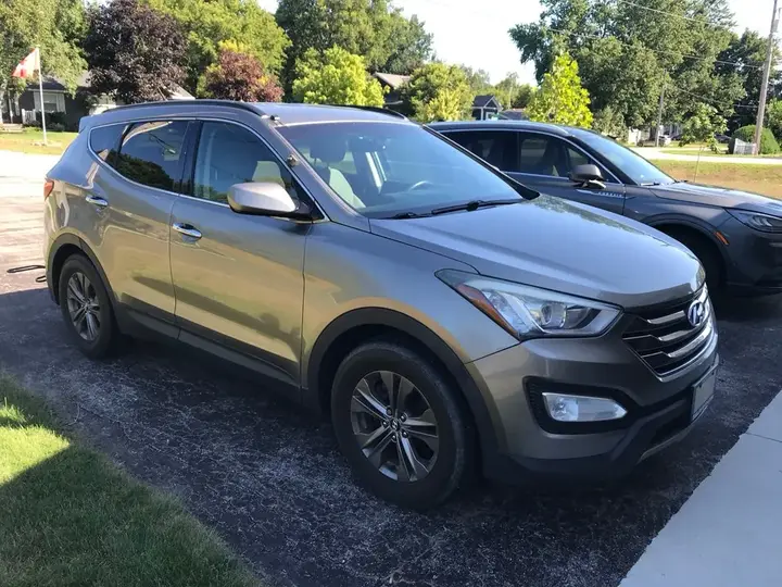 Hyundai Santa Fe 2014 photo 2