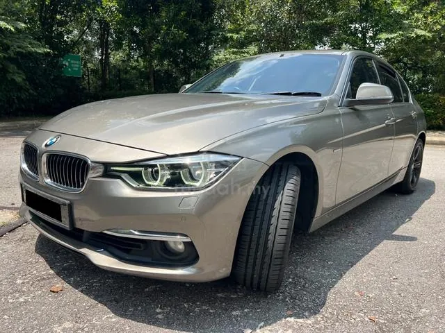 BMW 318I