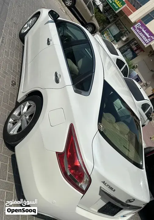 Nissan Altima 2013 photo 4