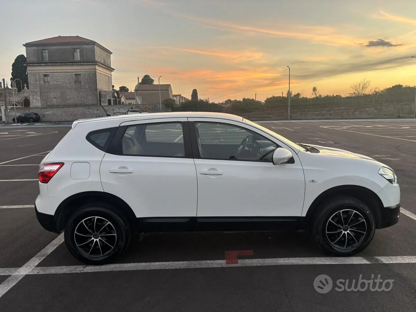 Nissan Qashqai 2013 photo 3