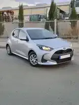Toyota Yaris 2021 photo 2