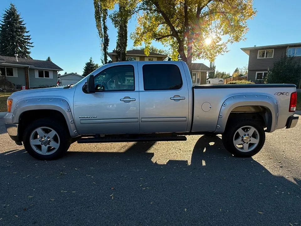 GMC 2500 Hd 2012 photo 2