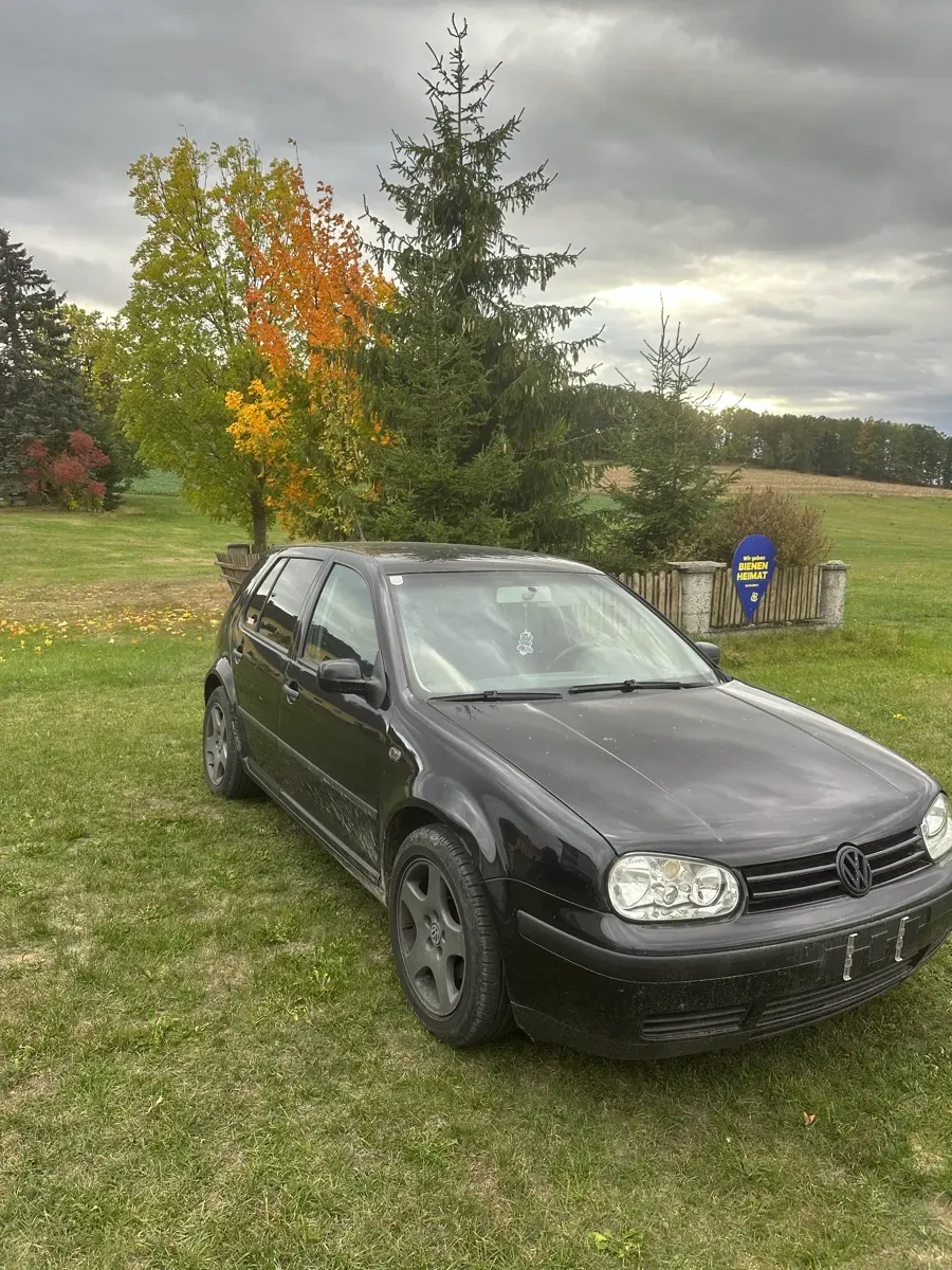 Volkswagen Golf 2003 photo 2