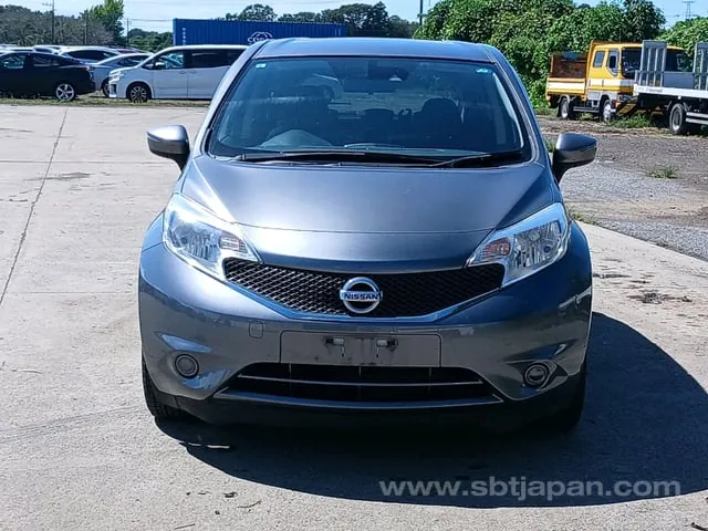 Nissan Note X 2015 photo 2