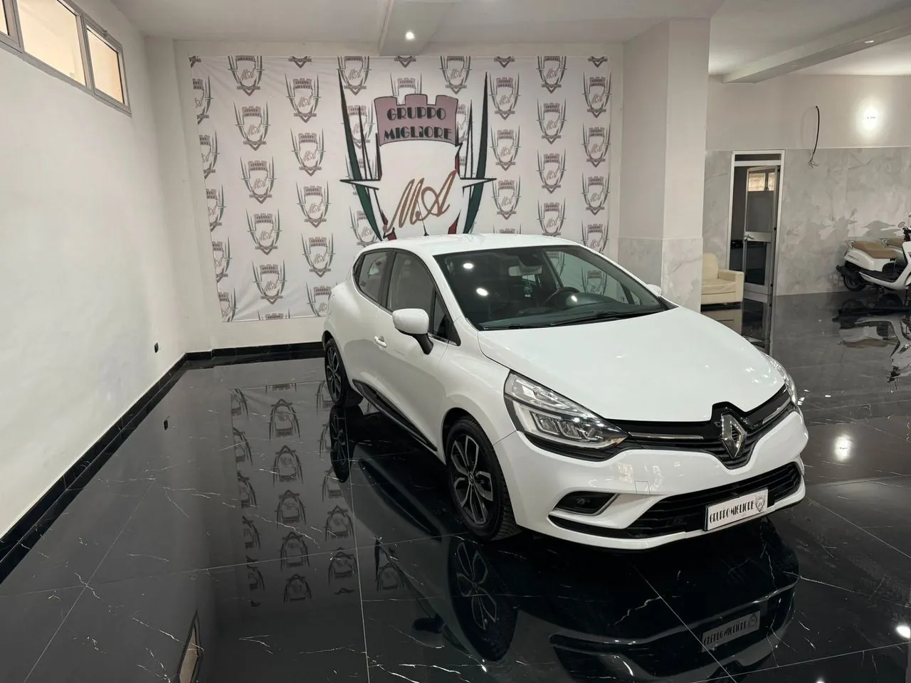 Renault Clio 2018 photo 2