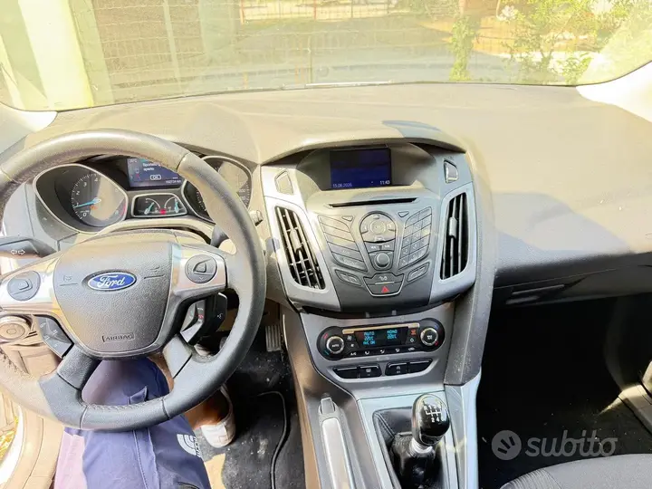 Ford Focus 2011 photo 5
