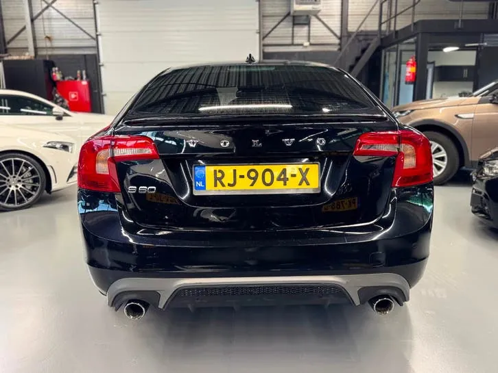 Volvo S60 2014 photo 3