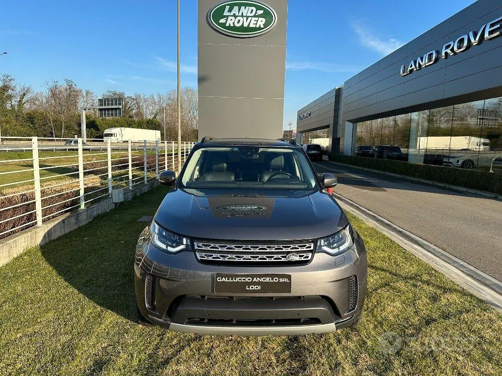 Land Rover Discovery 2018 photo 3