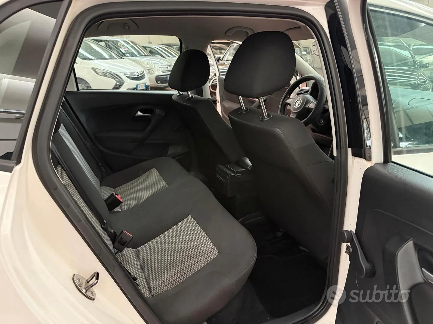 Volkswagen Polo 2014 photo 5