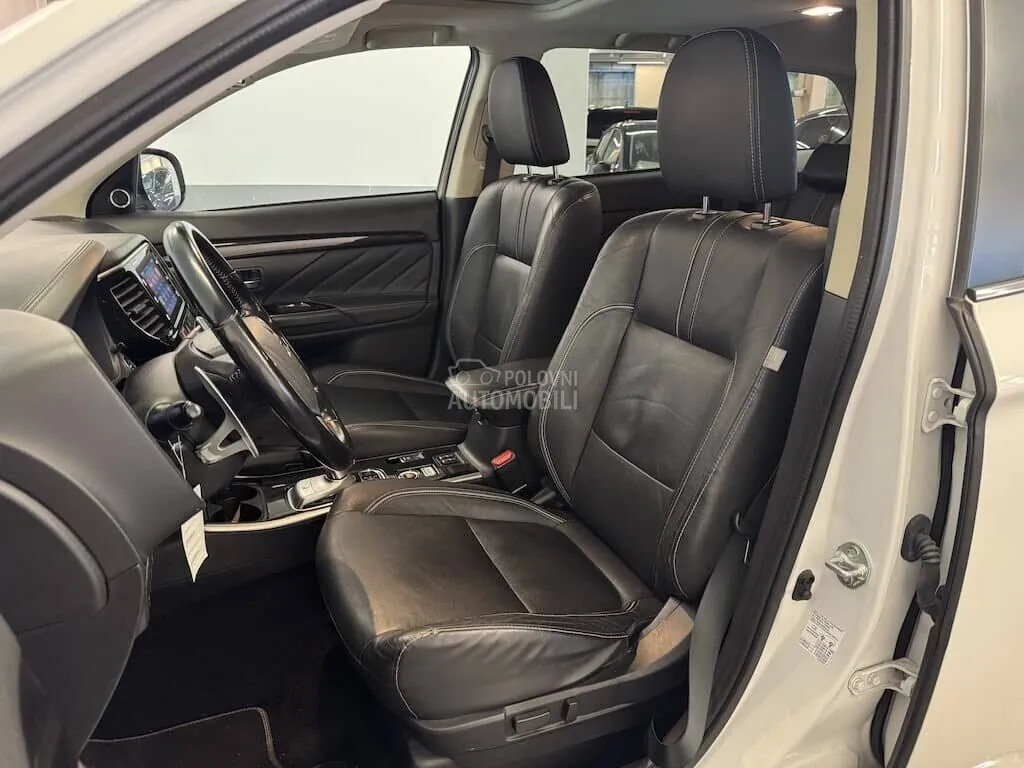 Mitsubishi Outlander 2018 photo 4
