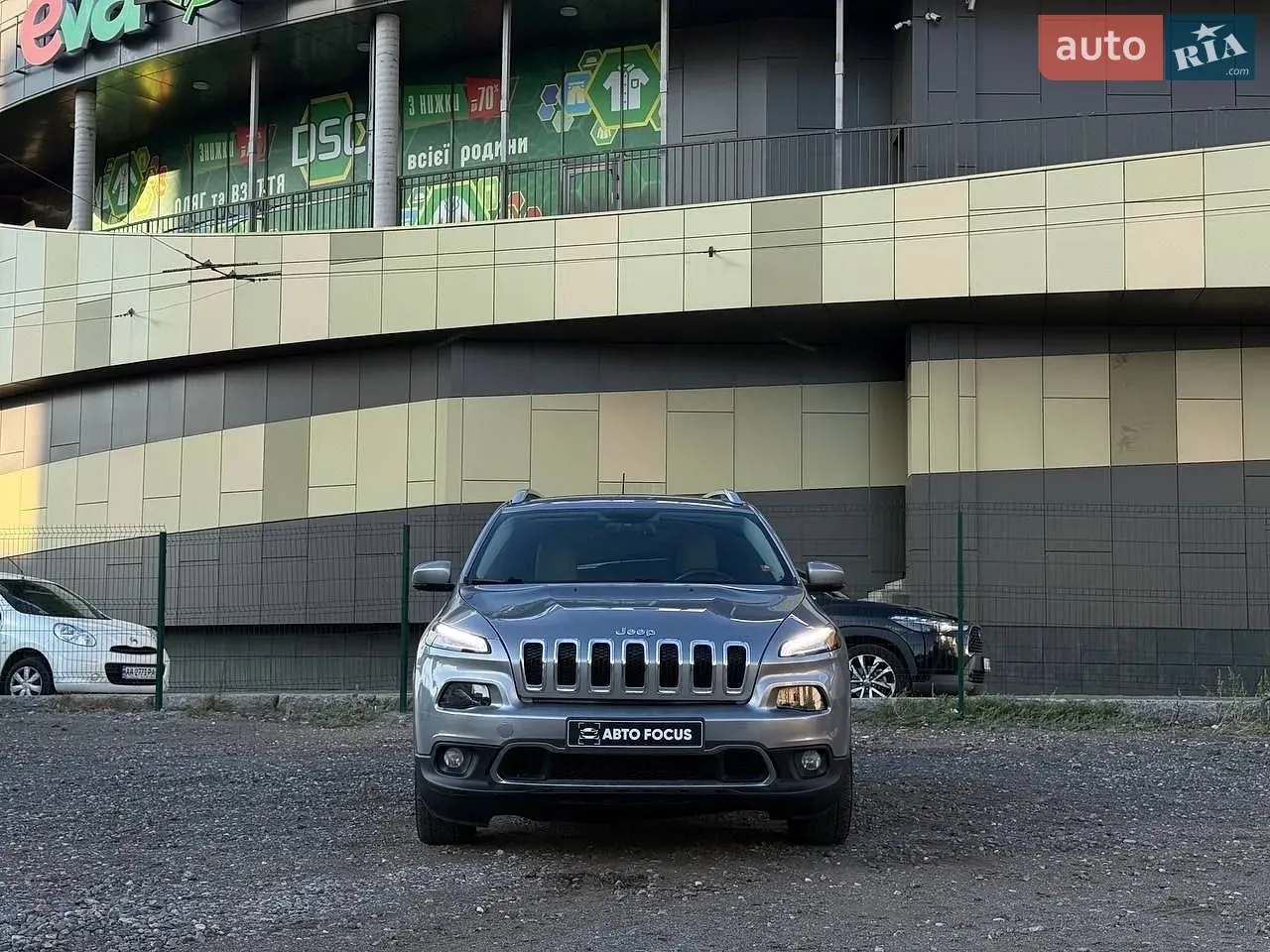 Jeep Cherokee 2015 photo 3