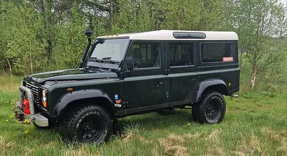 Land Rover Defender 110 1999 photo 3
