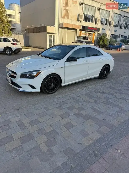 Mercedes-Benz Cla 2017 photo 2