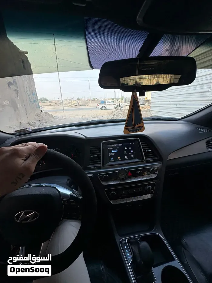 Hyundai Sonata 2018 photo 2