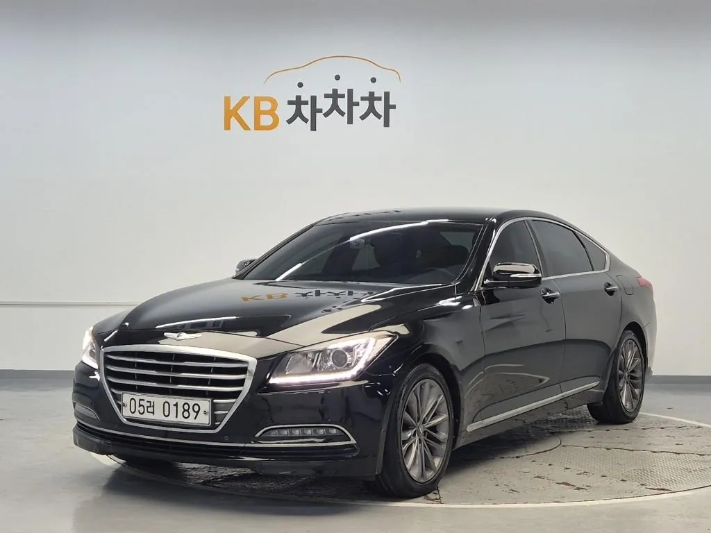 Hyundai Genesis