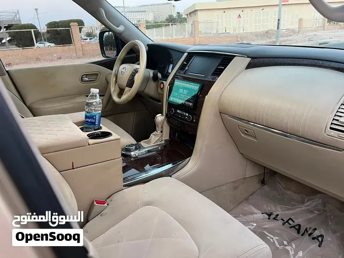 Nissan Patrol 2013 photo 2